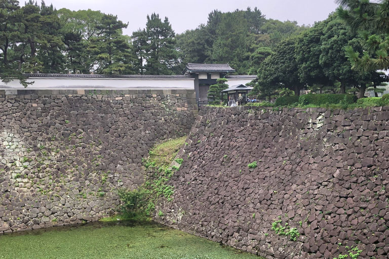 Kitahanebashimon Gate