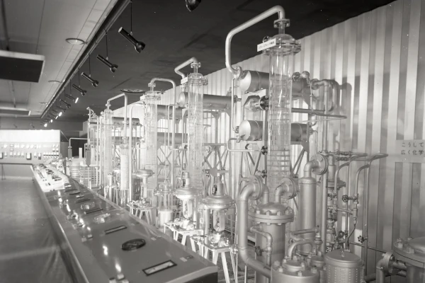 エチレン製造プラント